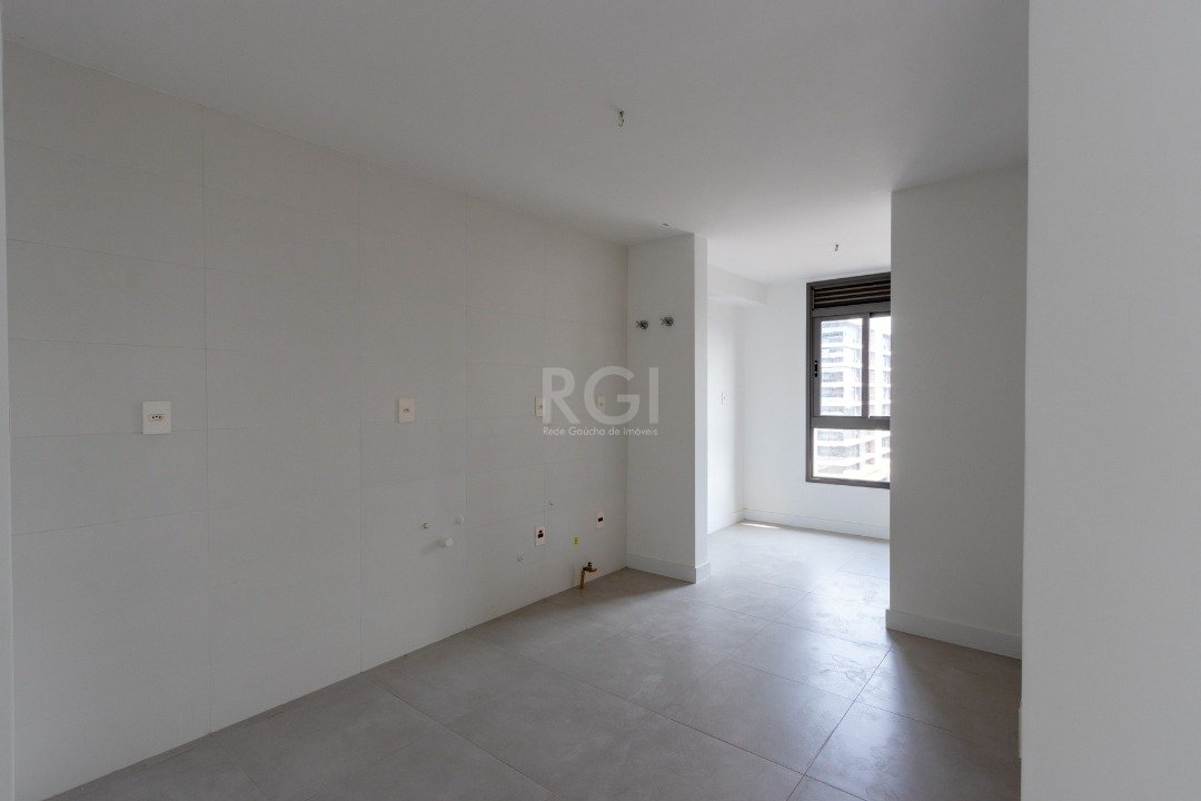 Apartamento à venda com 3 quartos, 149m² - Foto 9