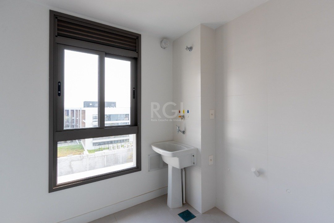 Apartamento à venda com 3 quartos, 149m² - Foto 11