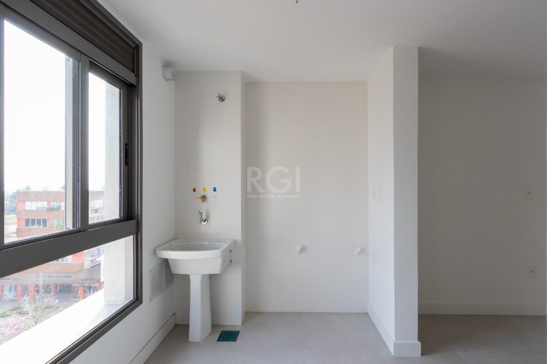 Apartamento à venda com 3 quartos, 149m² - Foto 13