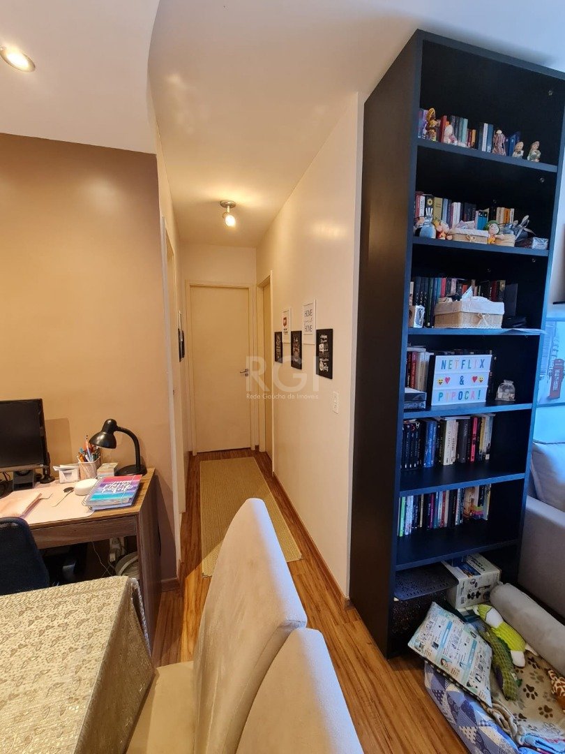 Apartamento à venda com 2 quartos, 51m² - Foto 11