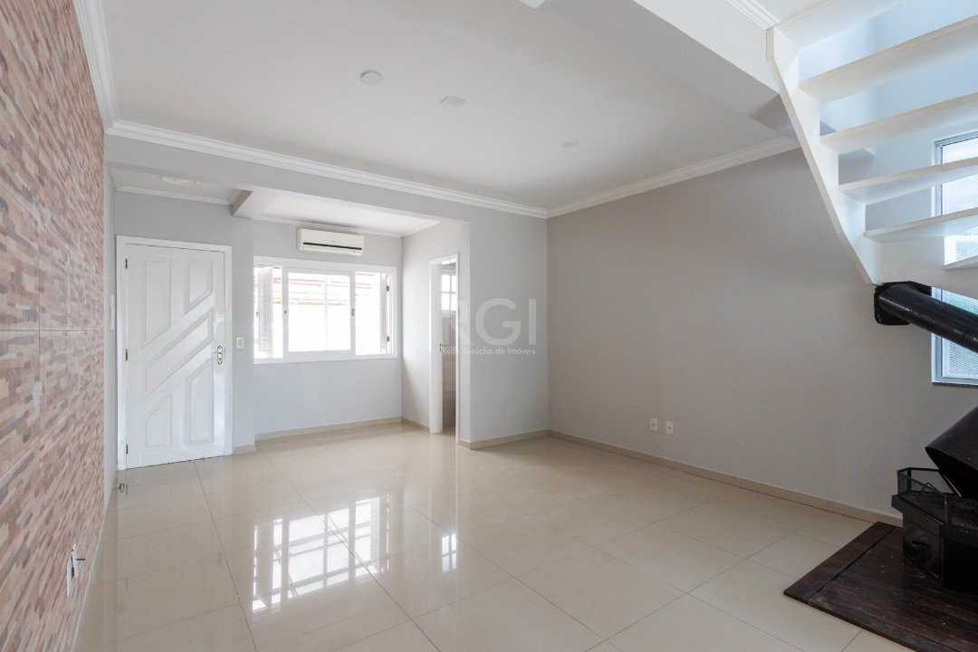 Casa à venda com 3 quartos, 114m² - Foto 9