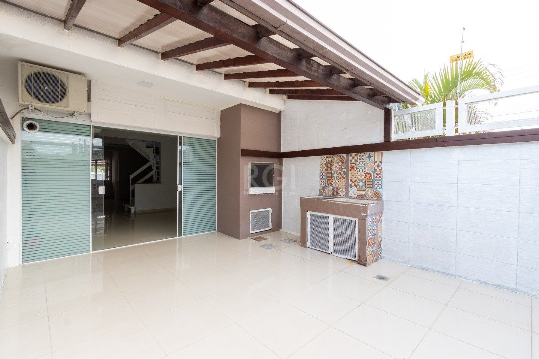 Casa à venda com 3 quartos, 114m² - Foto 17