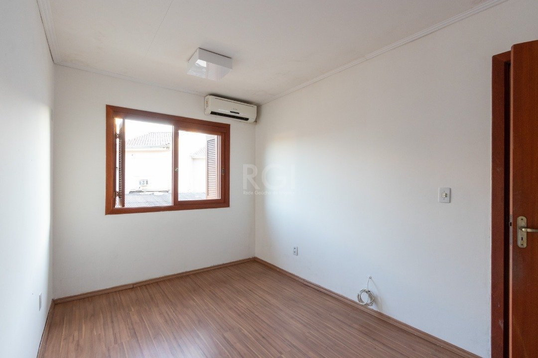 Casa à venda com 2 quartos, 83m² - Foto 13