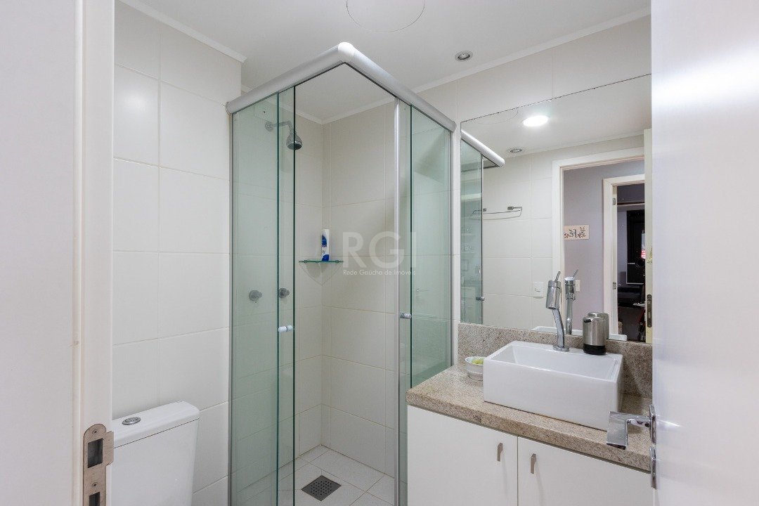 Apartamento à venda com 3 quartos, 83m² - Foto 28