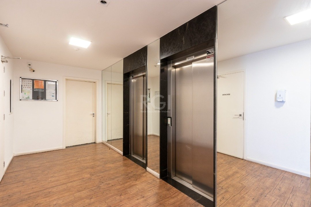 Apartamento à venda com 3 quartos, 83m² - Foto 4