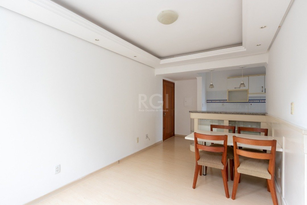 Apartamento à venda com 2 quartos, 60m² - Foto 7