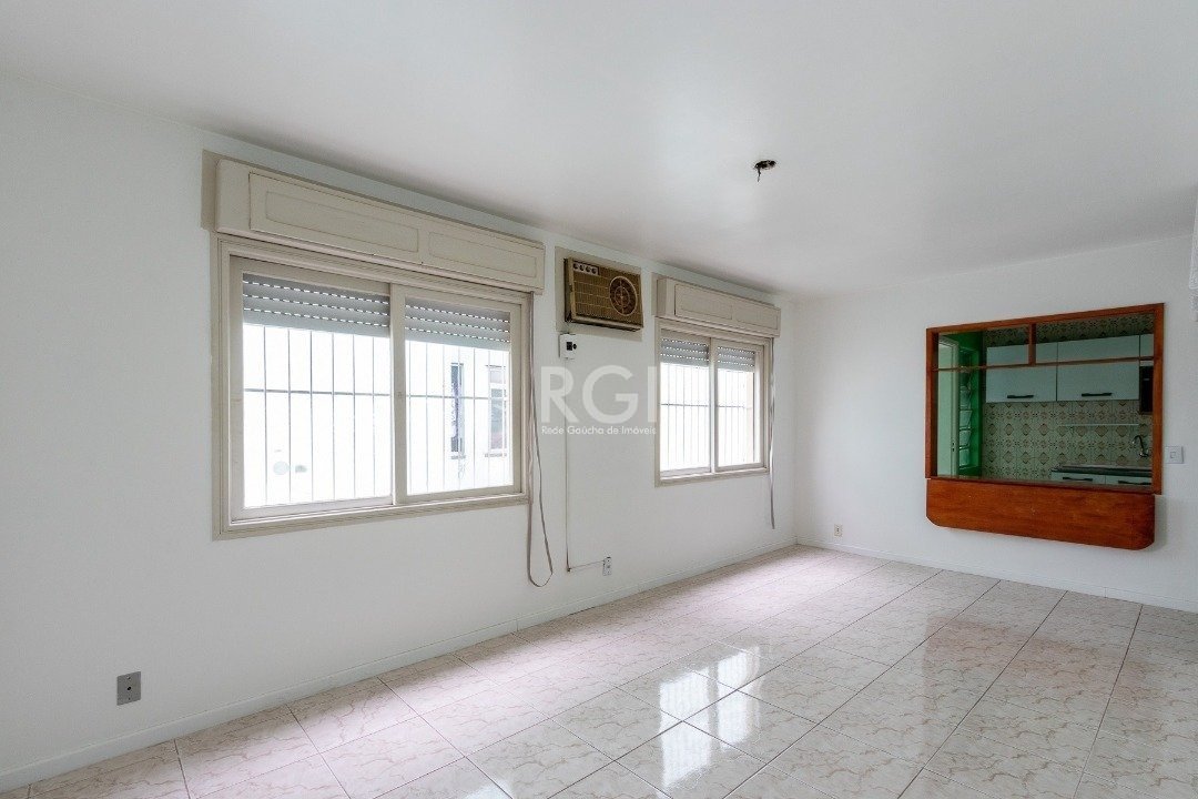 Apartamento à venda com 1 quarto, 45m² - Foto 1