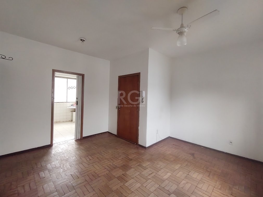 Apartamento à venda com 2 quartos, 59m² - Foto 4