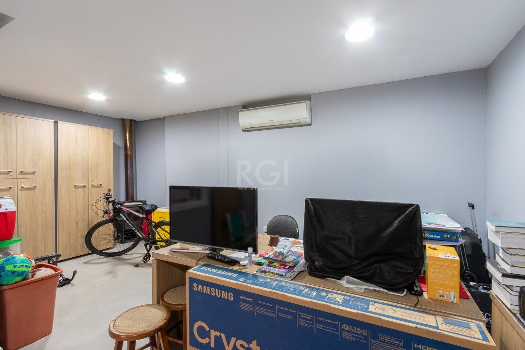 Casa de Condomínio à venda com 3 quartos, 204m² - Foto 38