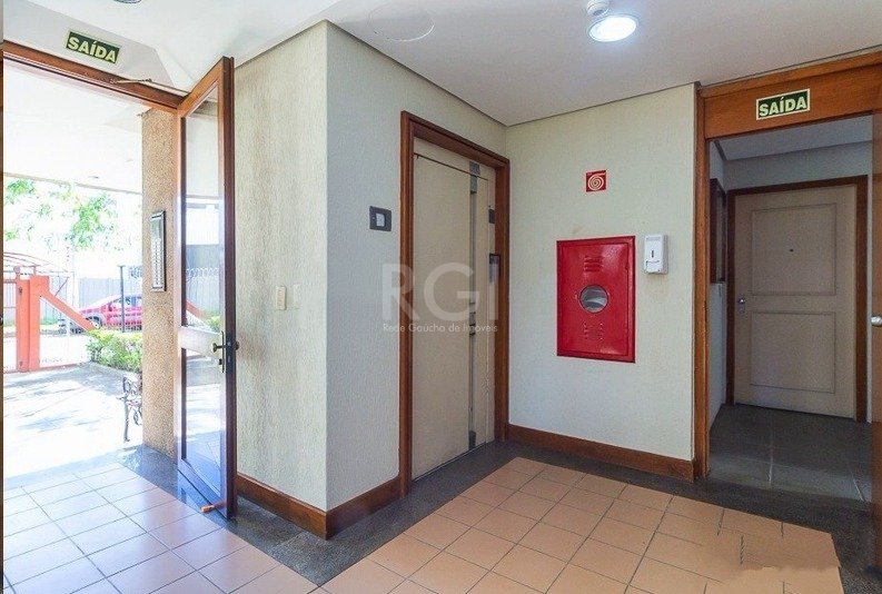 Apartamento à venda com 2 quartos, 67m² - Foto 14